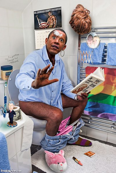 Негр на унитазе