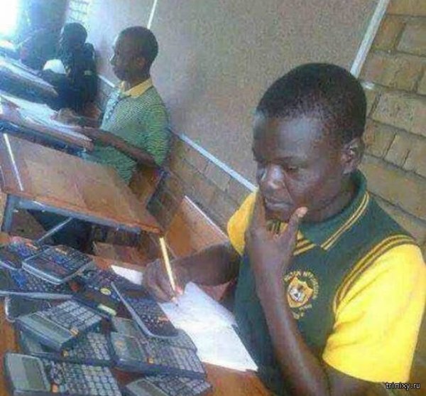 Мем считает на пальцах