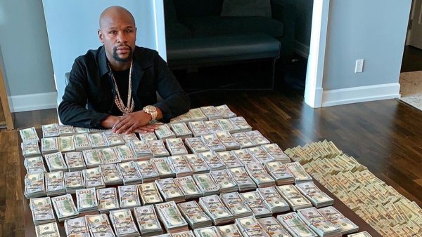 Флоидмайвезер с деньгами