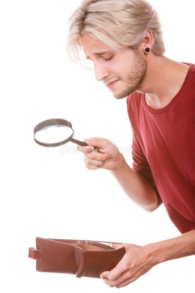 Мужчина с пустым кошельком