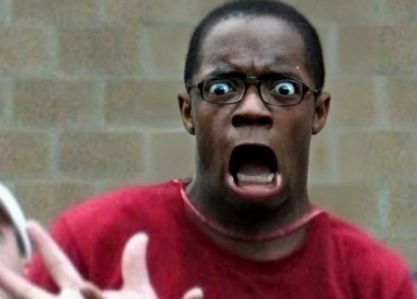 Испугался Мем