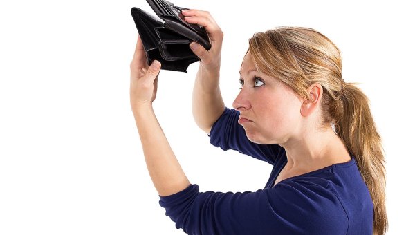 Девушка с пустым кошельком