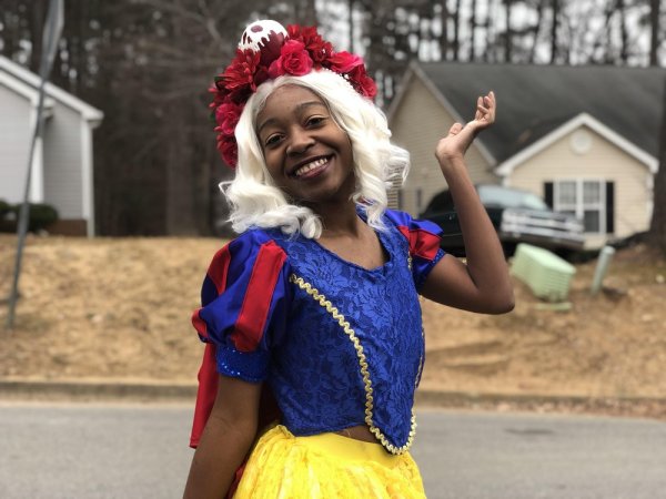 Белоснежка Нетфликс негр