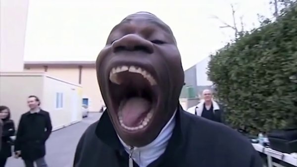 Человек с самым большим ртом