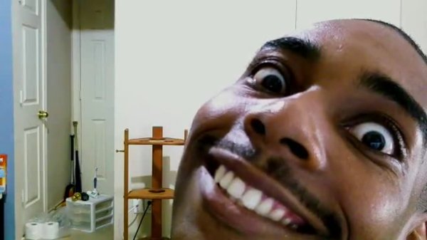 Негр удивляется