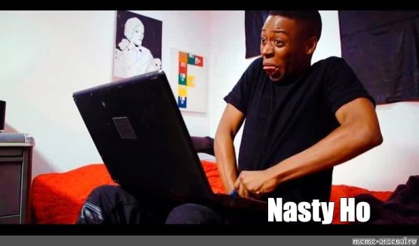 Мемы с чёрно Кожим и ноутбук