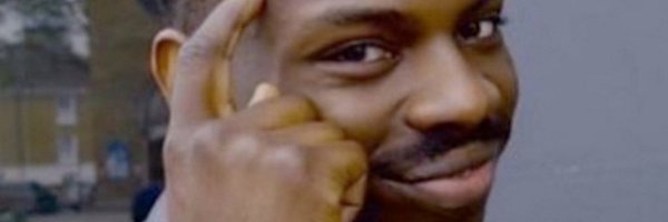 Негр показывает четыре пальца