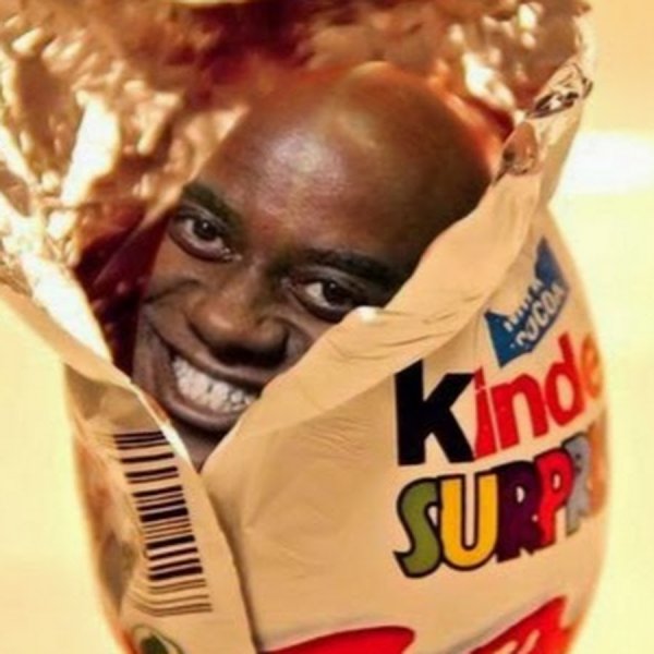 Киндер сюрприз негр