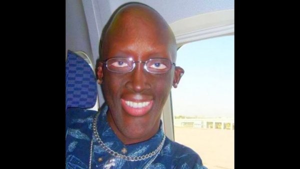 Нигер в очках