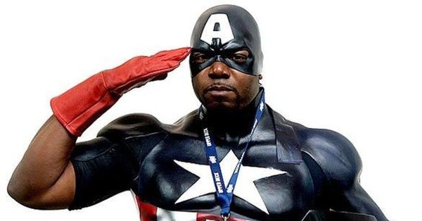 Супергерой афроамериканец