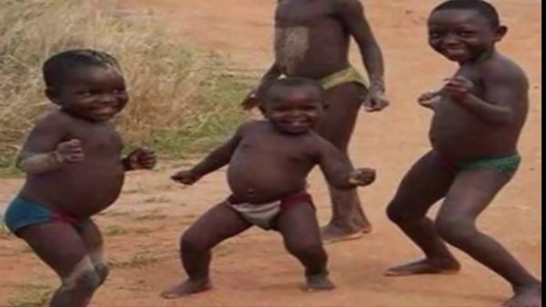 Танцующий афроамериканец