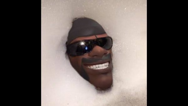 Негр в пене