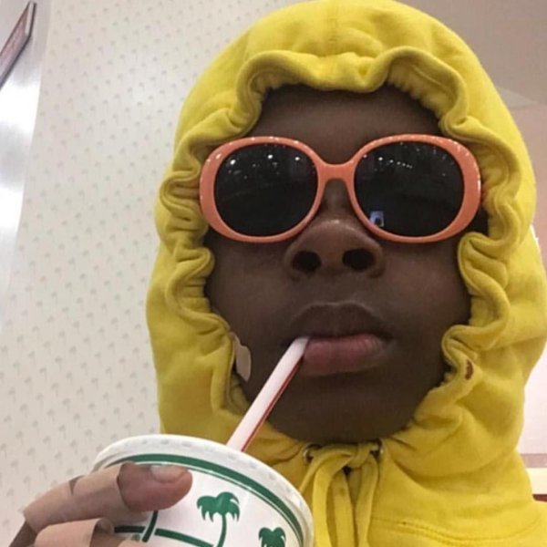 Негр с очками