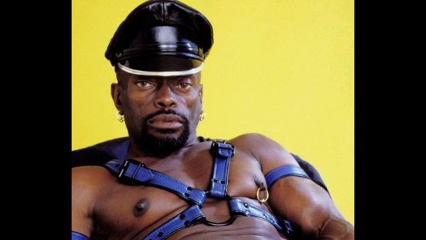 Бен Ганн черный Властелин в полный рост