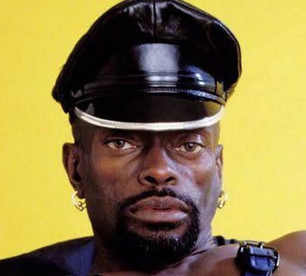 Бен Ганн черный Властелин голый