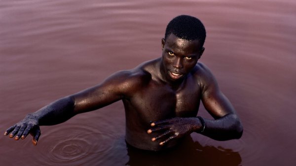 Счастливый негр