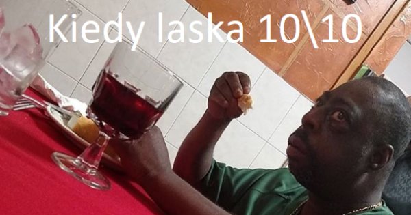 Негр в ресторане