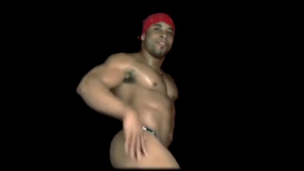 Рикардо Милос стриптизёр