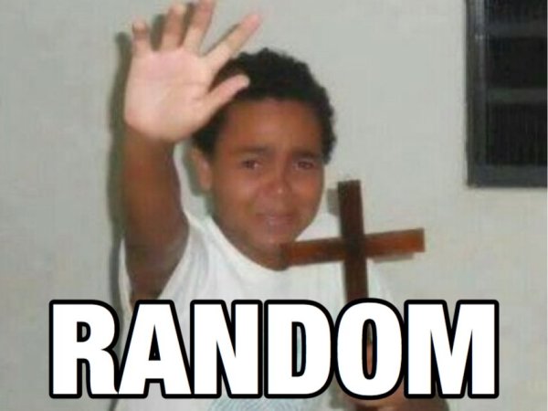 Мальчик с крестом Мем темнокожий