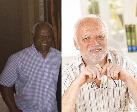 С улыбающимся черно белым мужиком