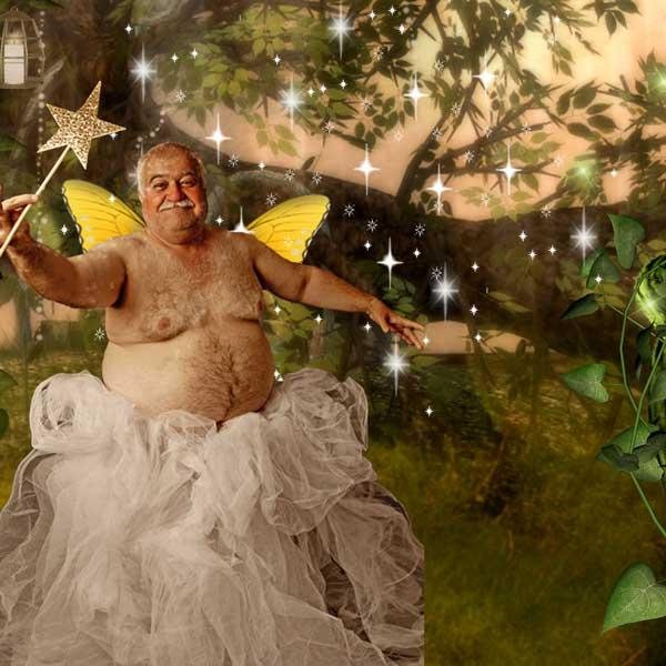 Парень в костюме феи