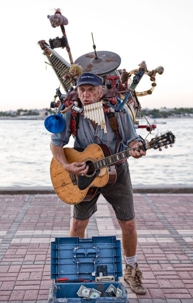 Человек-оркестр (one man Band), США, 2005