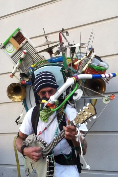 Человек оркестр