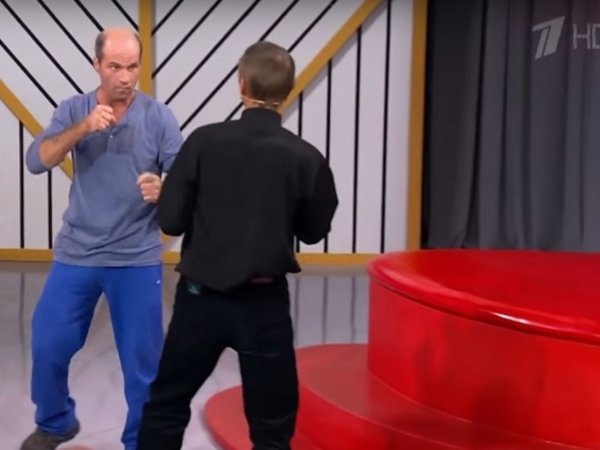 Мужское женское драка