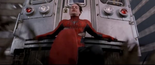 Тоби Магуайр человек паук поезд