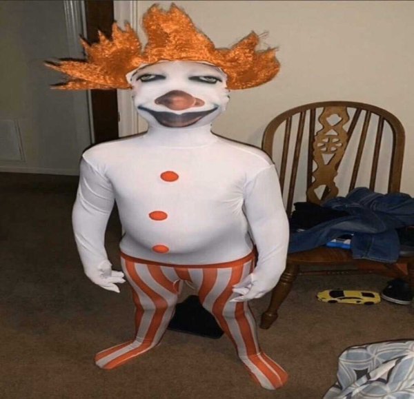 Смешной клоун