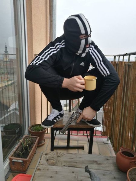 Гопник в Балаклаве