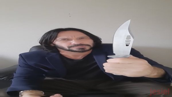 Keanu Reeves with Knife