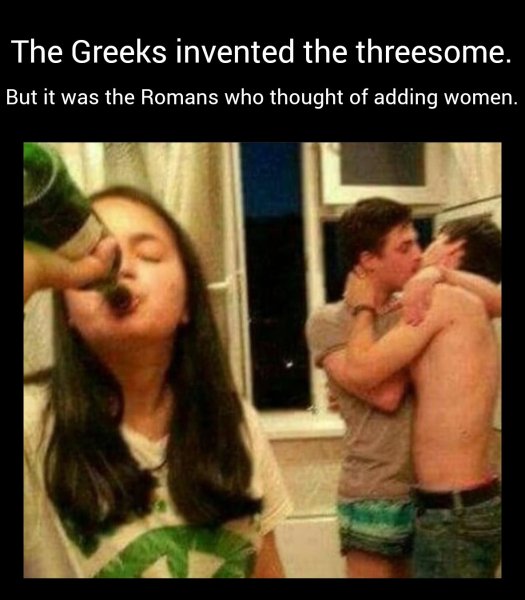 Баба пьёт а мужики сосутся