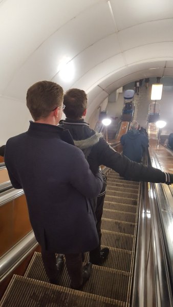 Мемы про метро