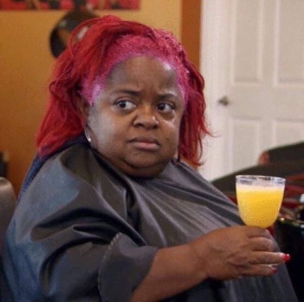 Смешная негритянская девушка