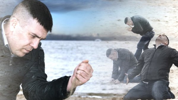 Мужик на песке