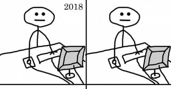 Человек сидит за компом Мем