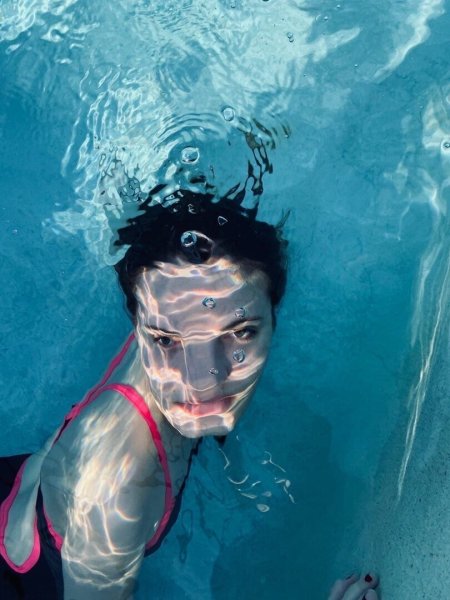 Человек под водой