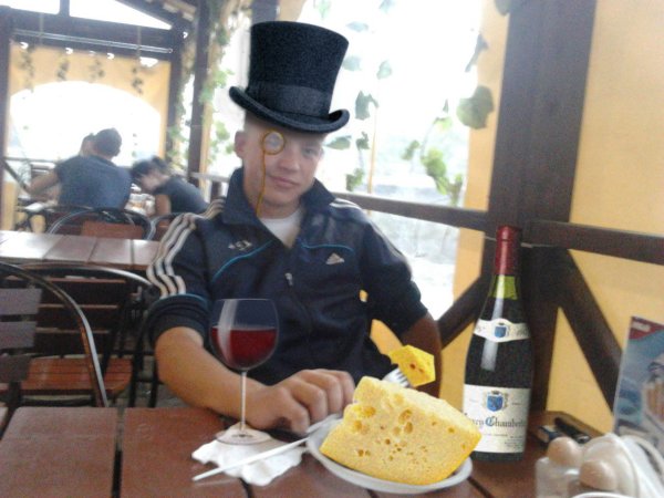 Мужик с шашлыком