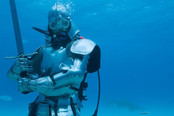 Рыцарь под водой