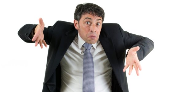 Человек в недоумении