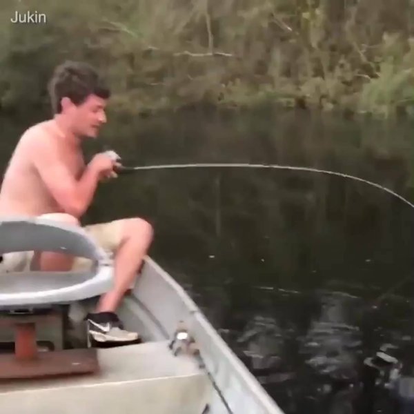 Рыбалка гиф