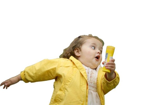 Девочка бежит Мем