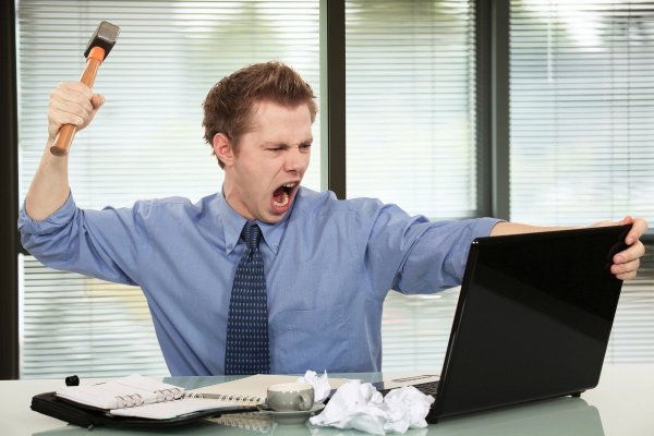 Злой офисный работник