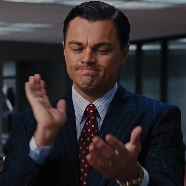 Леонардо ди Каприо хлопает