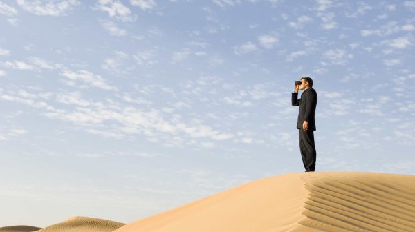 Человек в пустыне Мем