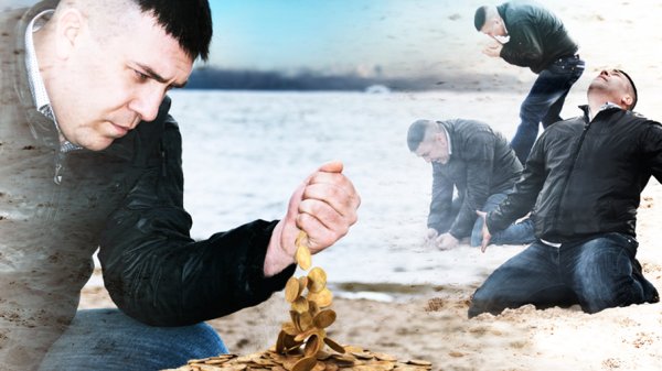 Грустный мужик с песком