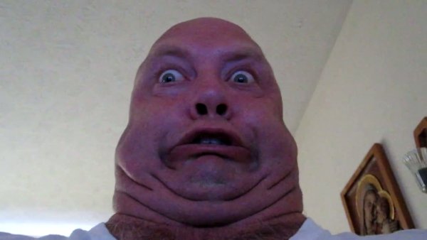 С лицом человека