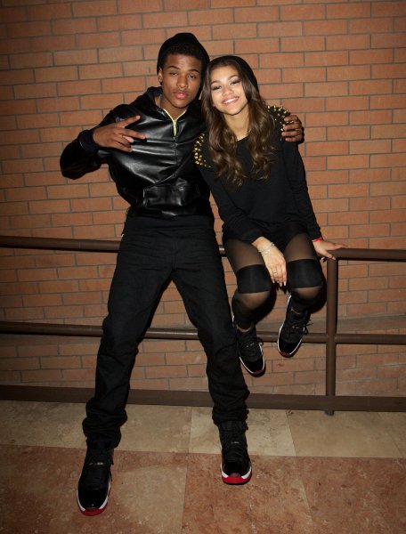 Зендая с парнем