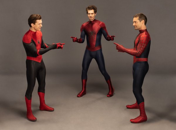 Том Холланд Энди Гарфилд и Тоби Магуайр